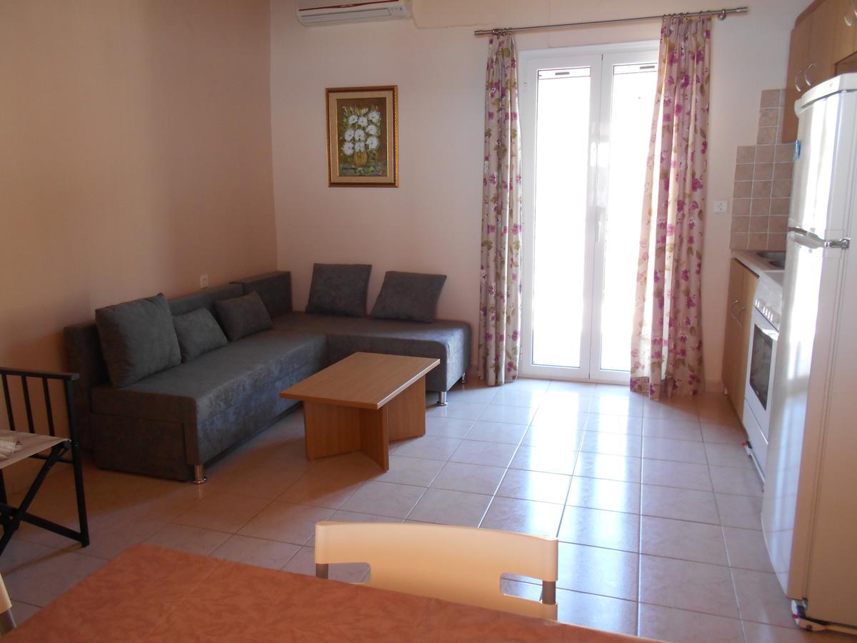 Zephyros Rooms And Apartments Drymon Ngoại thất bức ảnh