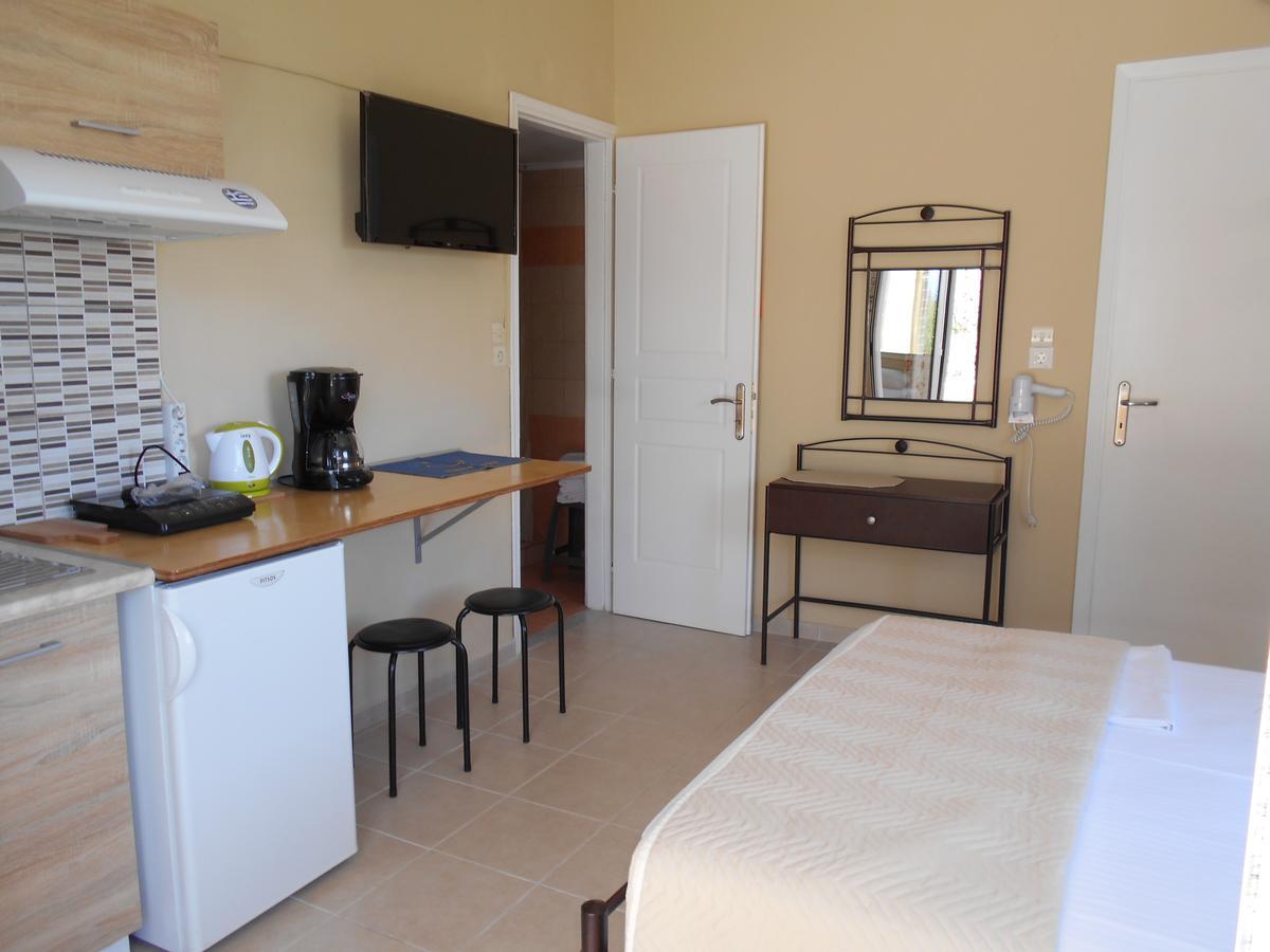 Zephyros Rooms And Apartments Drymon Ngoại thất bức ảnh